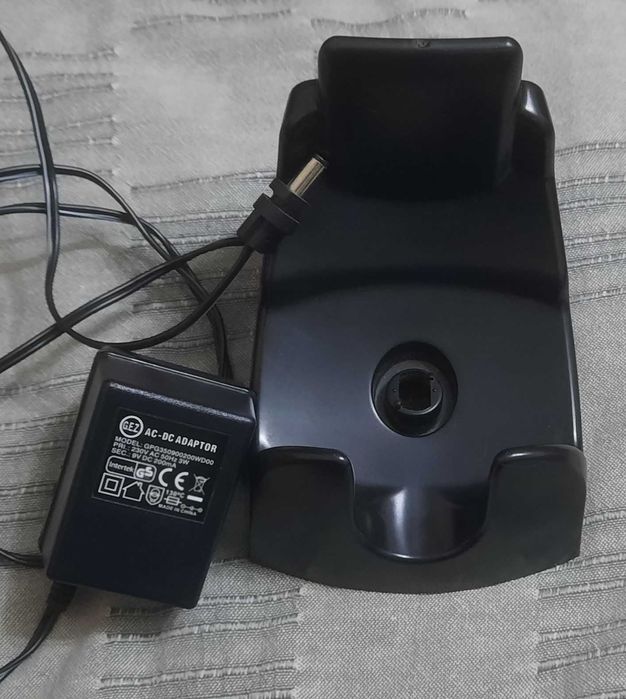 Aspirator de mana fara fir Bosch BKS4003 0.3 l