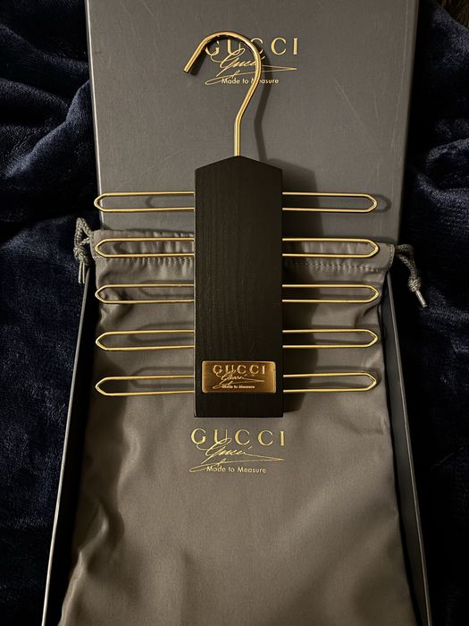 Gucci Ties rack/umeras pentru cravate