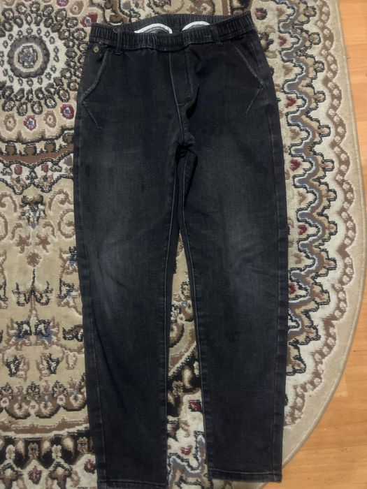 Джинсы повседневные