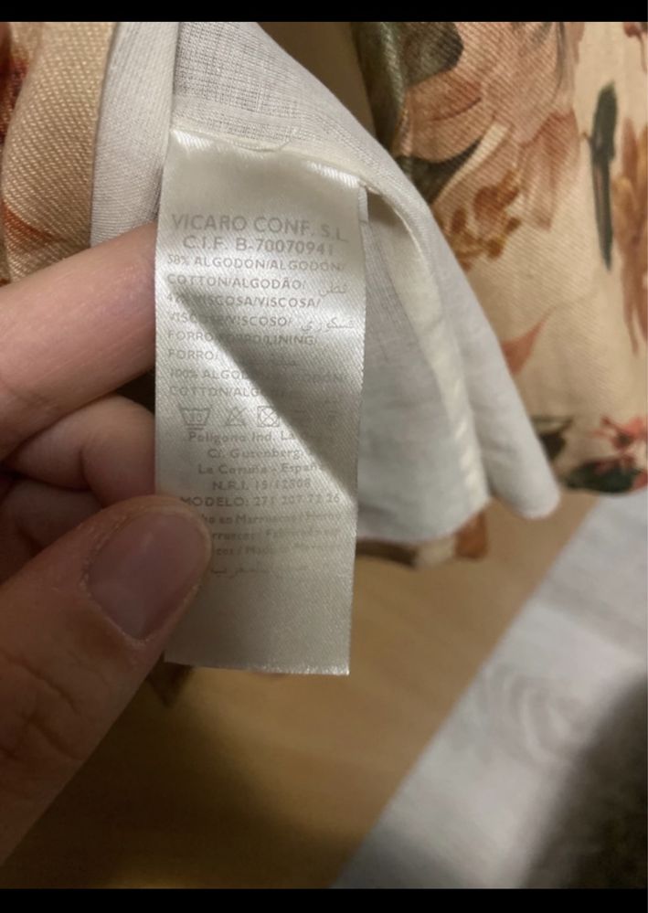 Rochita finuta Nanos, 18 luni, noua cu eticheta