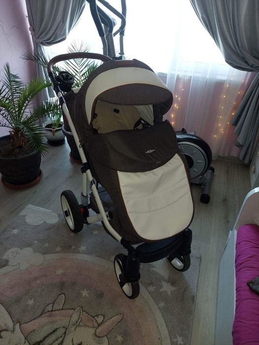 Детска количка 2 в 1 Адамекс. Уникална