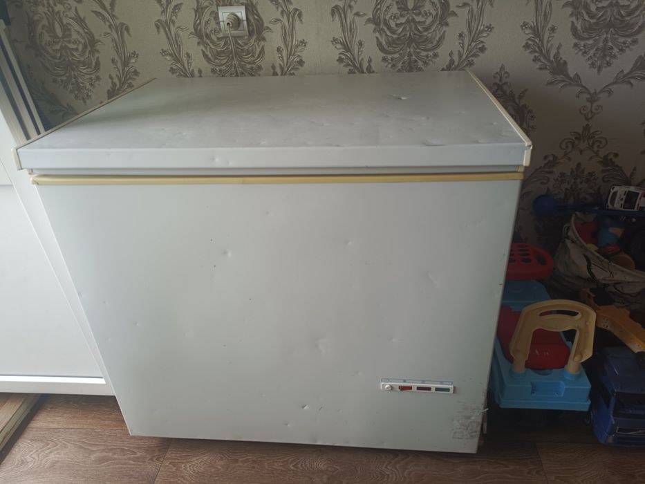 продам морозильник рабочий 30000