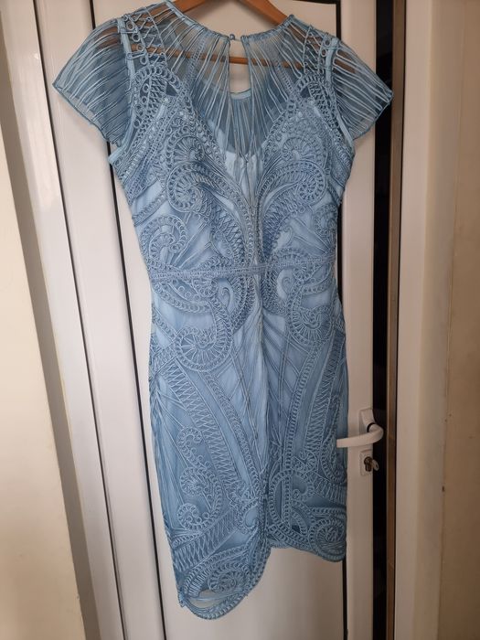 Дамска рокля за повод