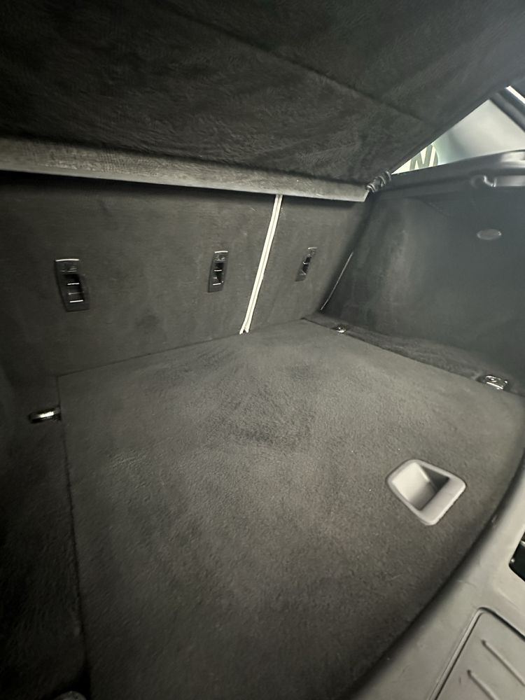 Еднорог Land Rover Evoque 2.2 2015