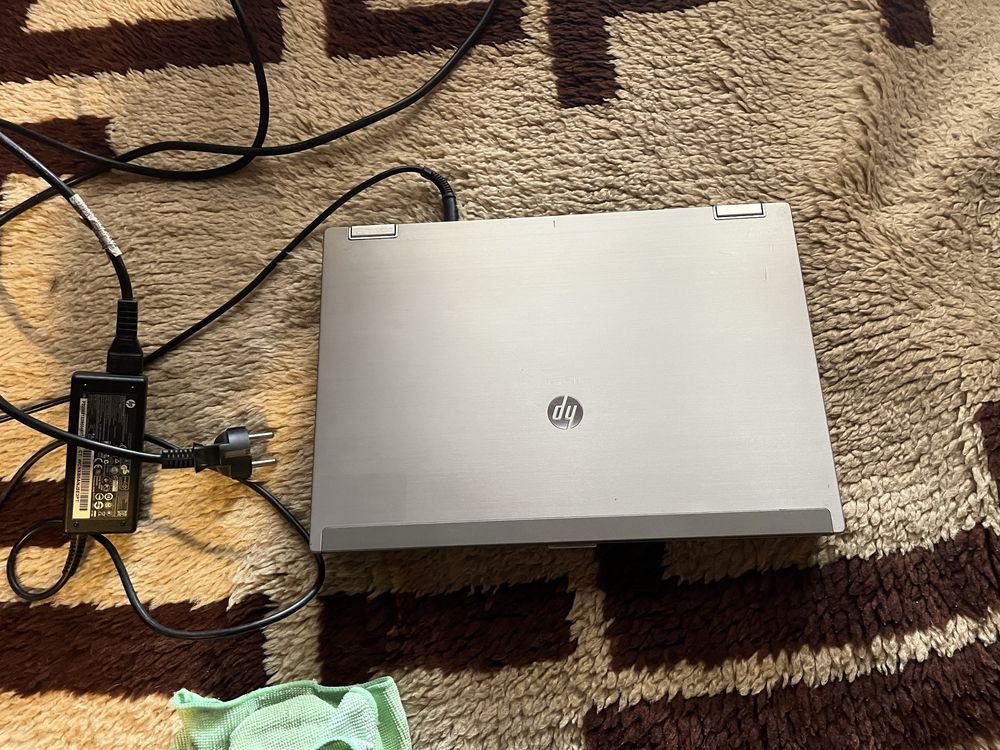 Лаптоп HP EliteBook 8440p