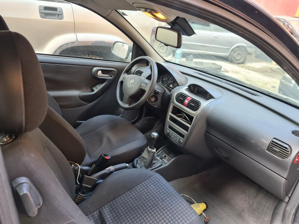 Опел корса Ц Opel Corsa C 1.2i на части