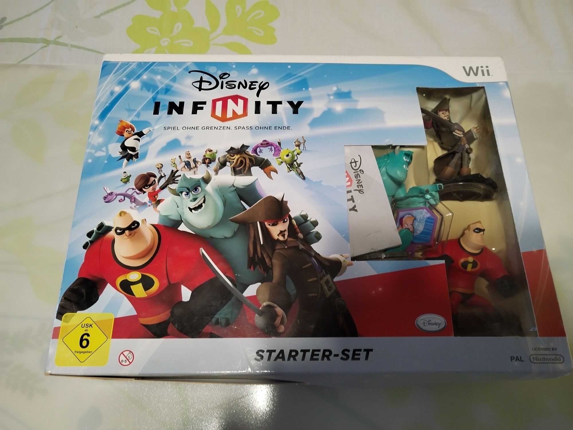 Wii, Disney Infinity.  Starter pack Дисни инфинити