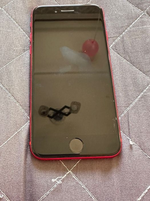 iPhone se(red) 3 256гб