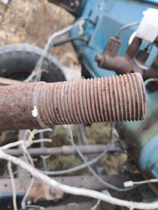 Вал бдт с диском со втулкой