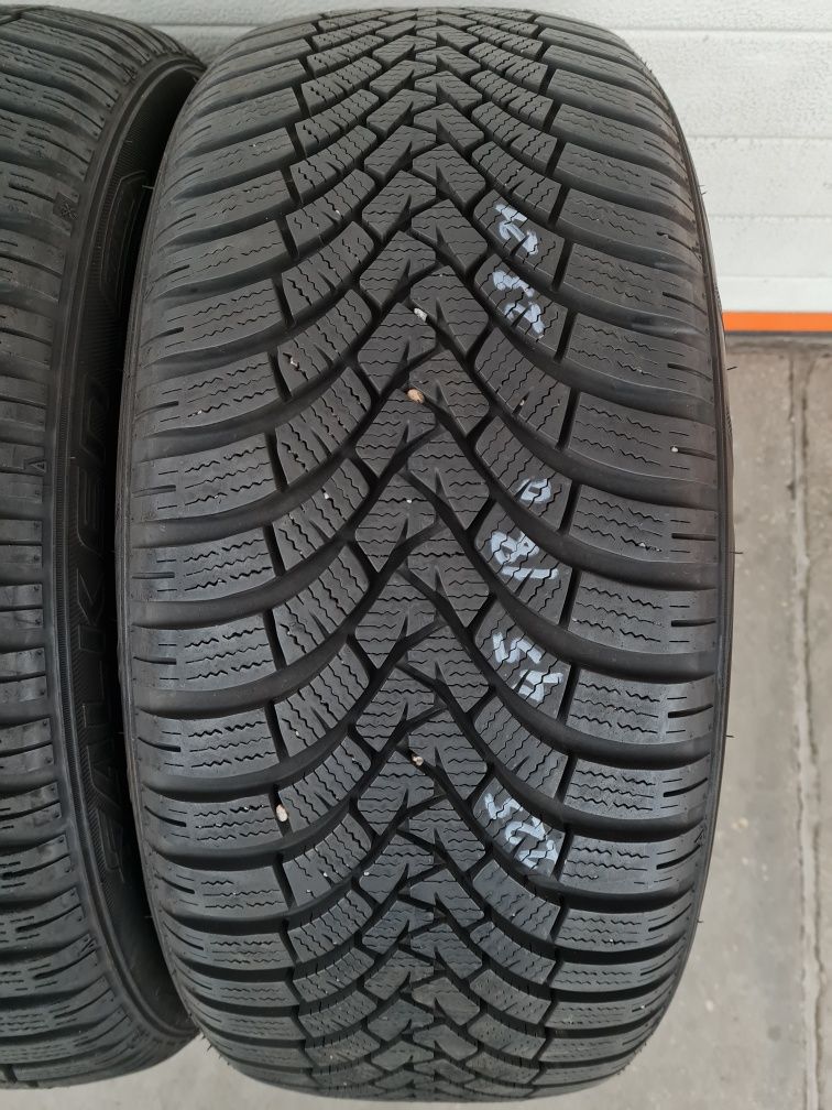 Зимни гуми 4 броя FALKEN EuroWinter HS01 225 45 R18 дот 3221