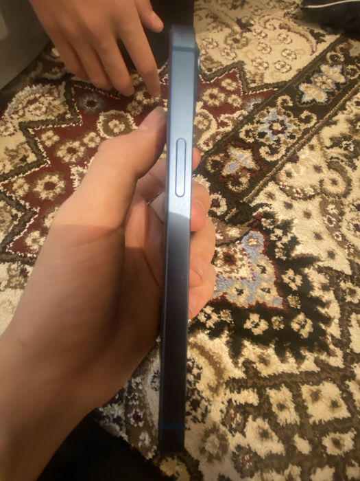iPhone 13 идеальное состояние
