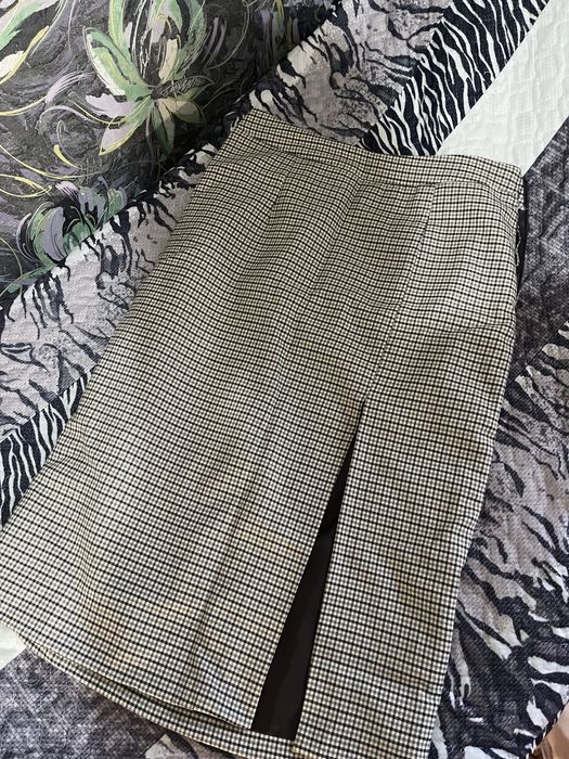 Юбка с разрезом