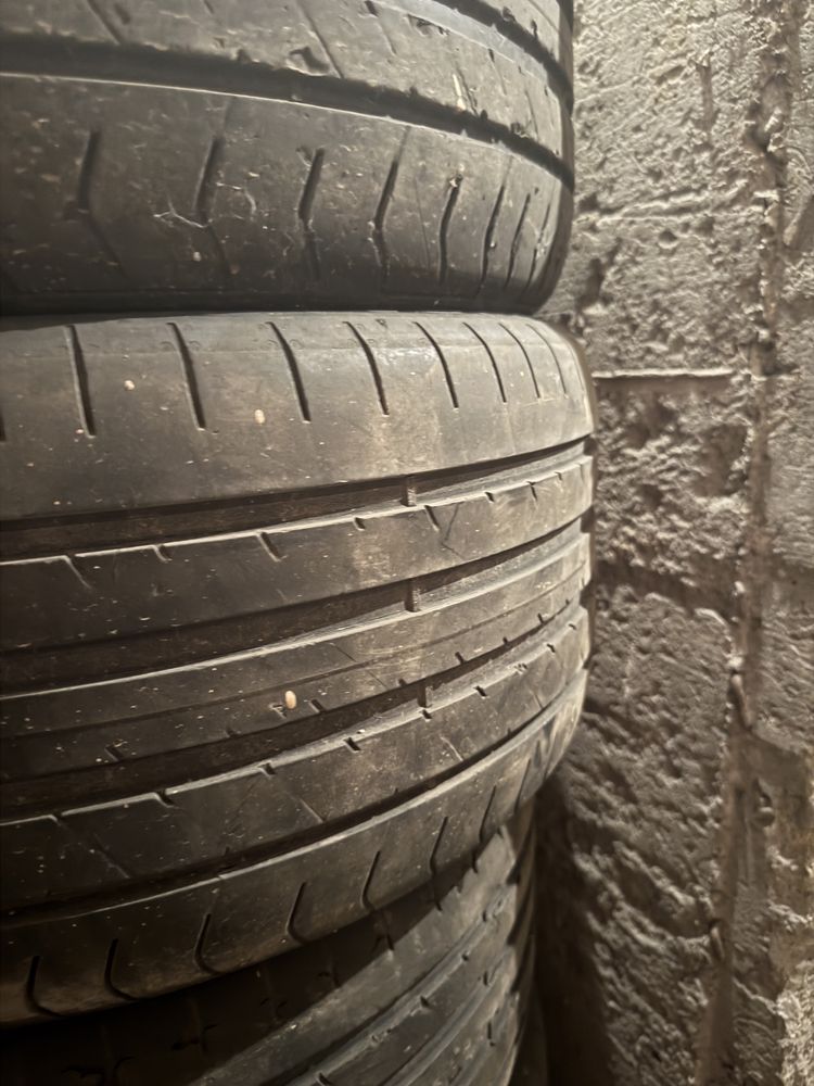 Продавам 4бр. Гуми 245/40/18 FULDA SPORT CONTROL 2