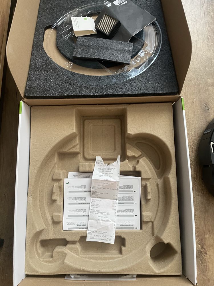 Irobot прохосмукачка с мокро почистване