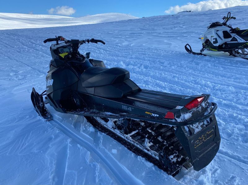 Моторна шейна Ski Doo Summit Rotax 800R E-tec