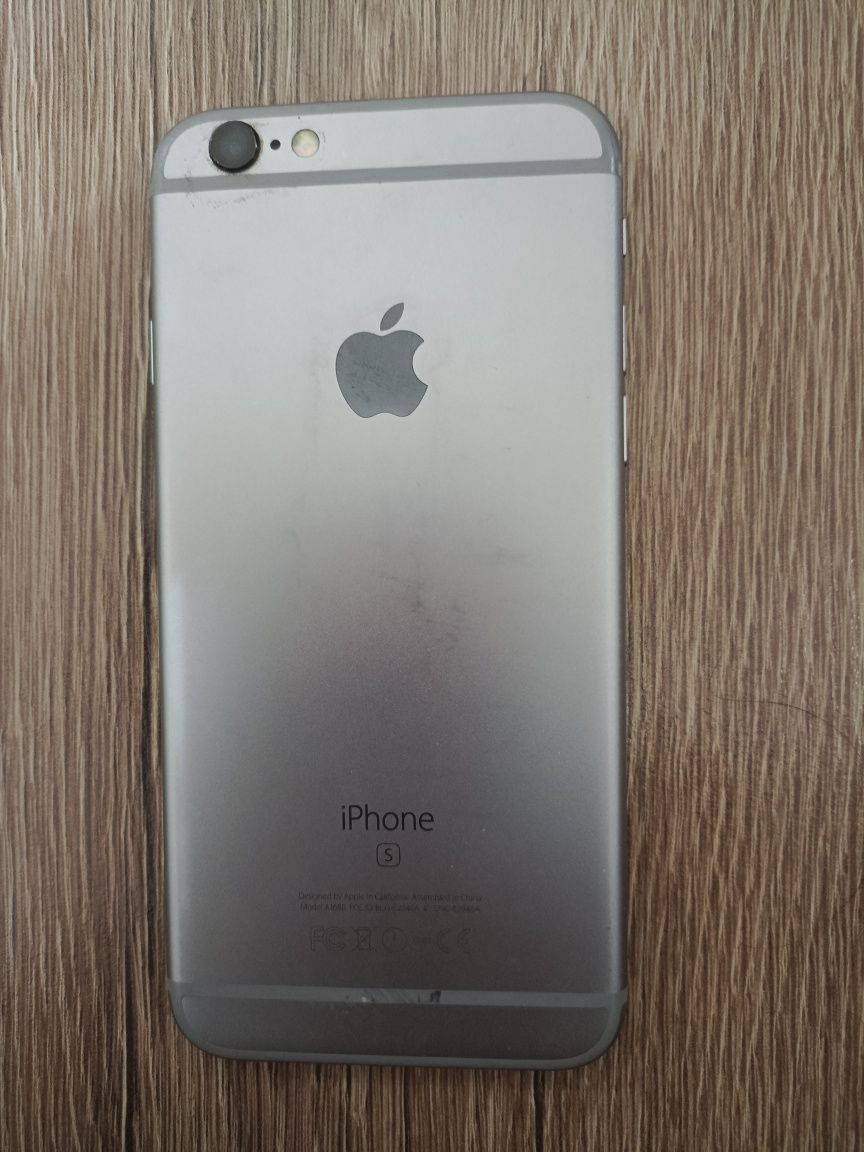 Продам  7 айфон S