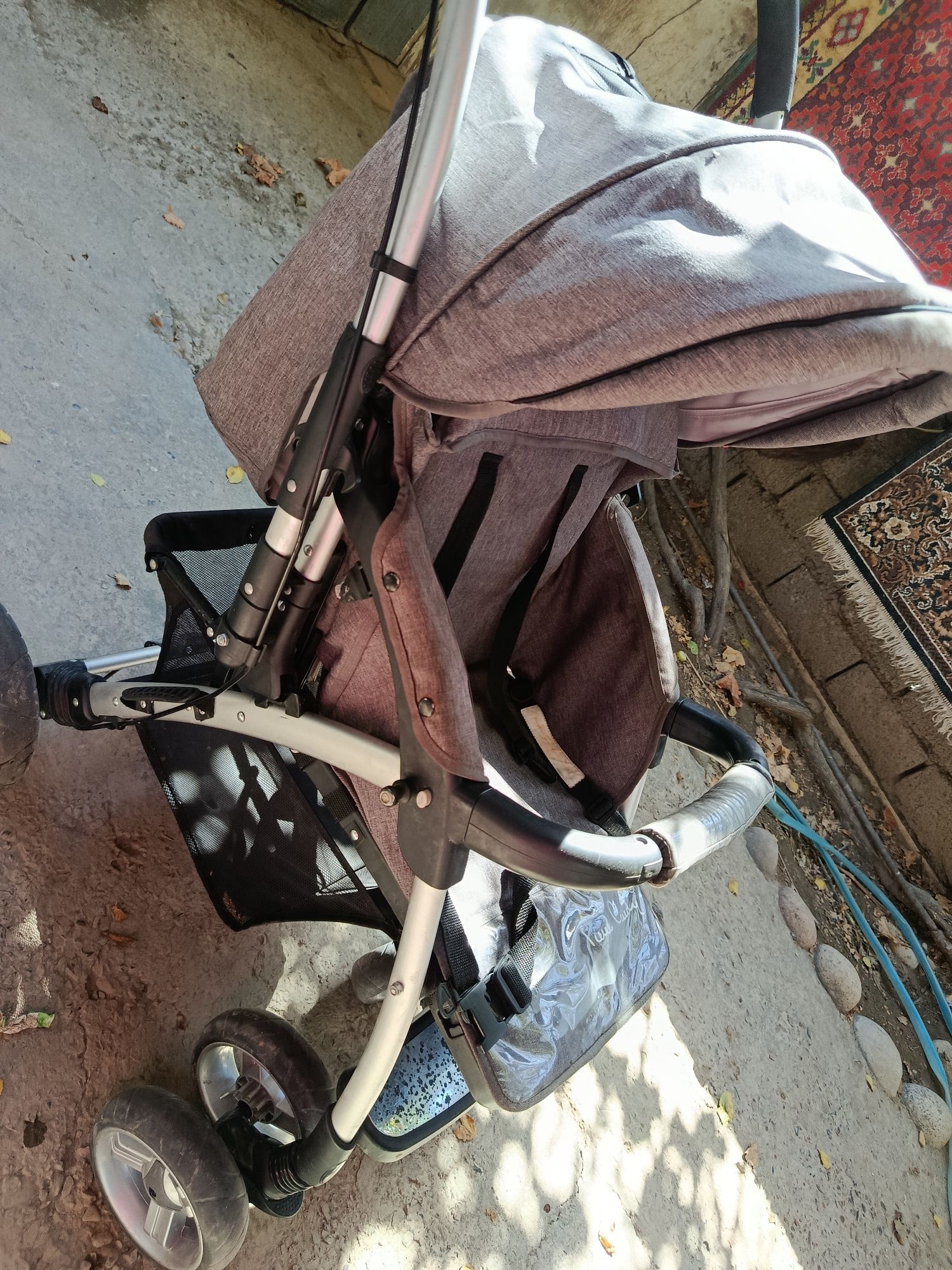 Продам коляску детскую