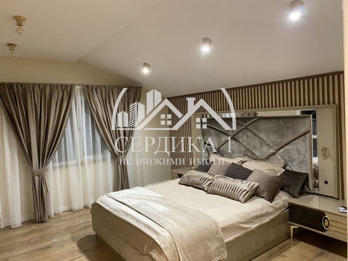 Продава се Къща в с. Голема Раковица, Област София-област - 270 кв.м за 871 €/кв.м - Снимка #2