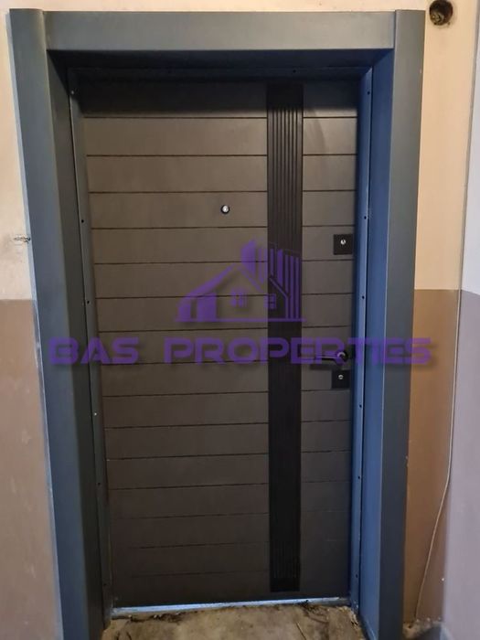 Продава се Тристаен апартамент в София, Център - 84 кв.м за 2798 €/кв.м - Снимка #8