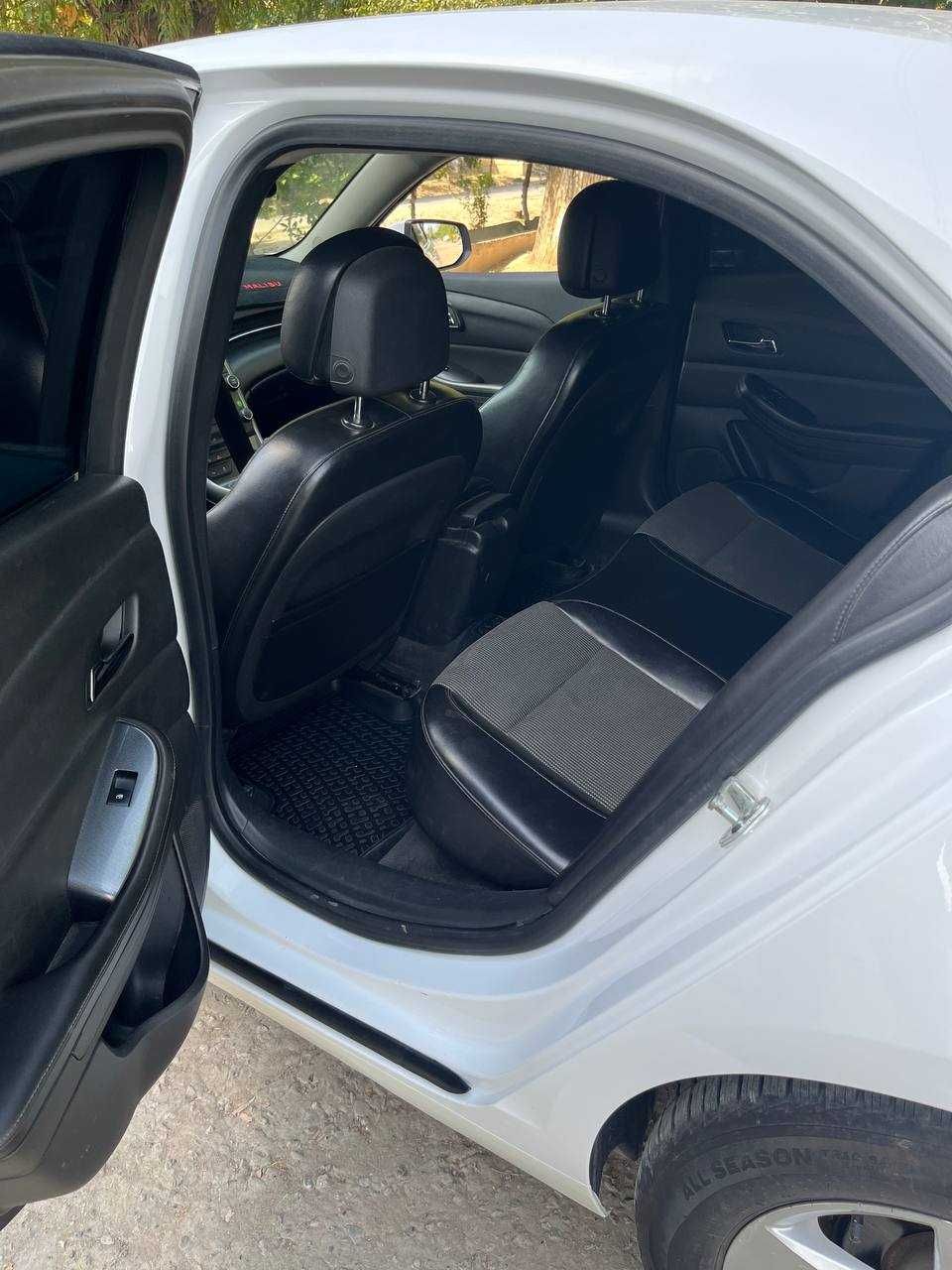 Chevrolet Malibu 1