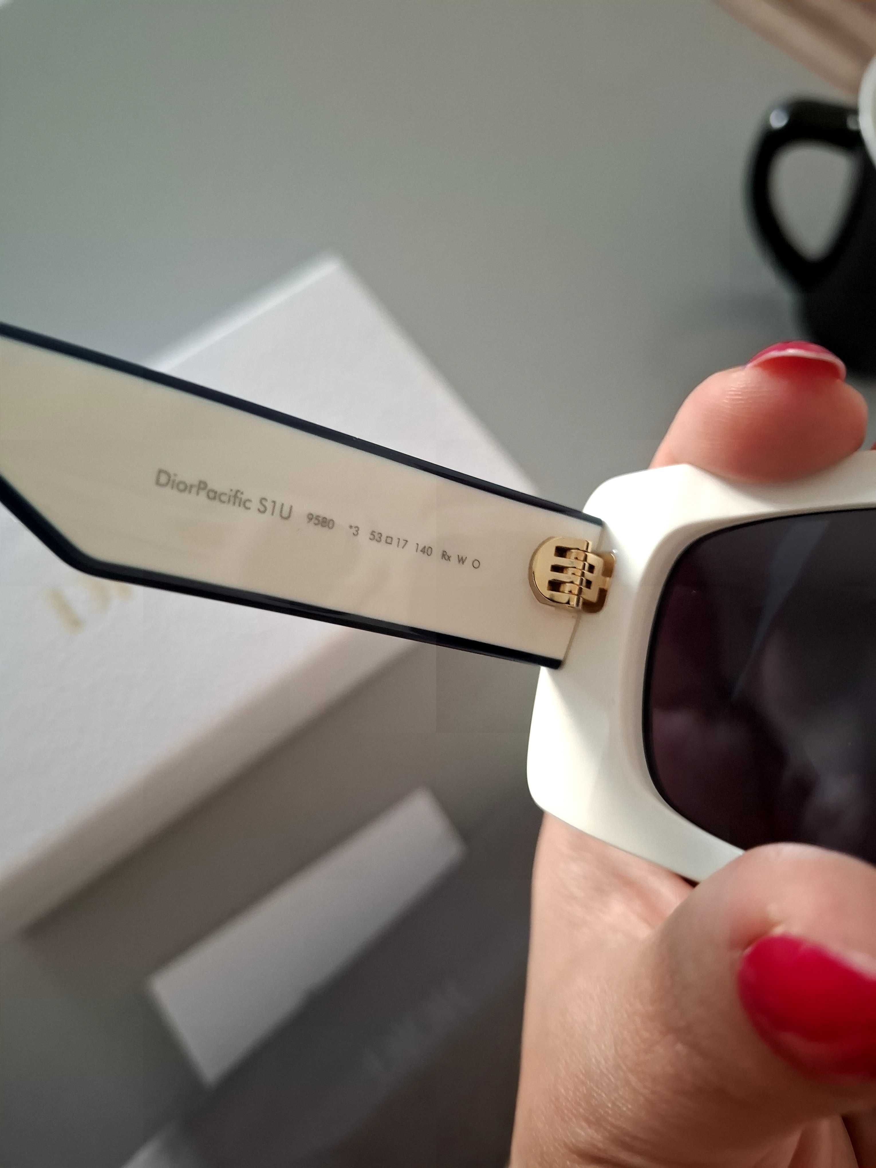 Dior Слънчеви Очила с Подарък
