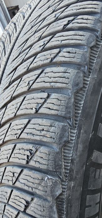 Продавам четири зимни гуми Michelin 265 60 18
