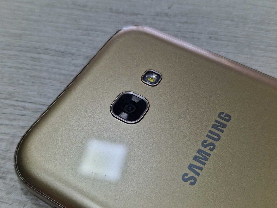 Samsung Galaxy A5 (2017) Single