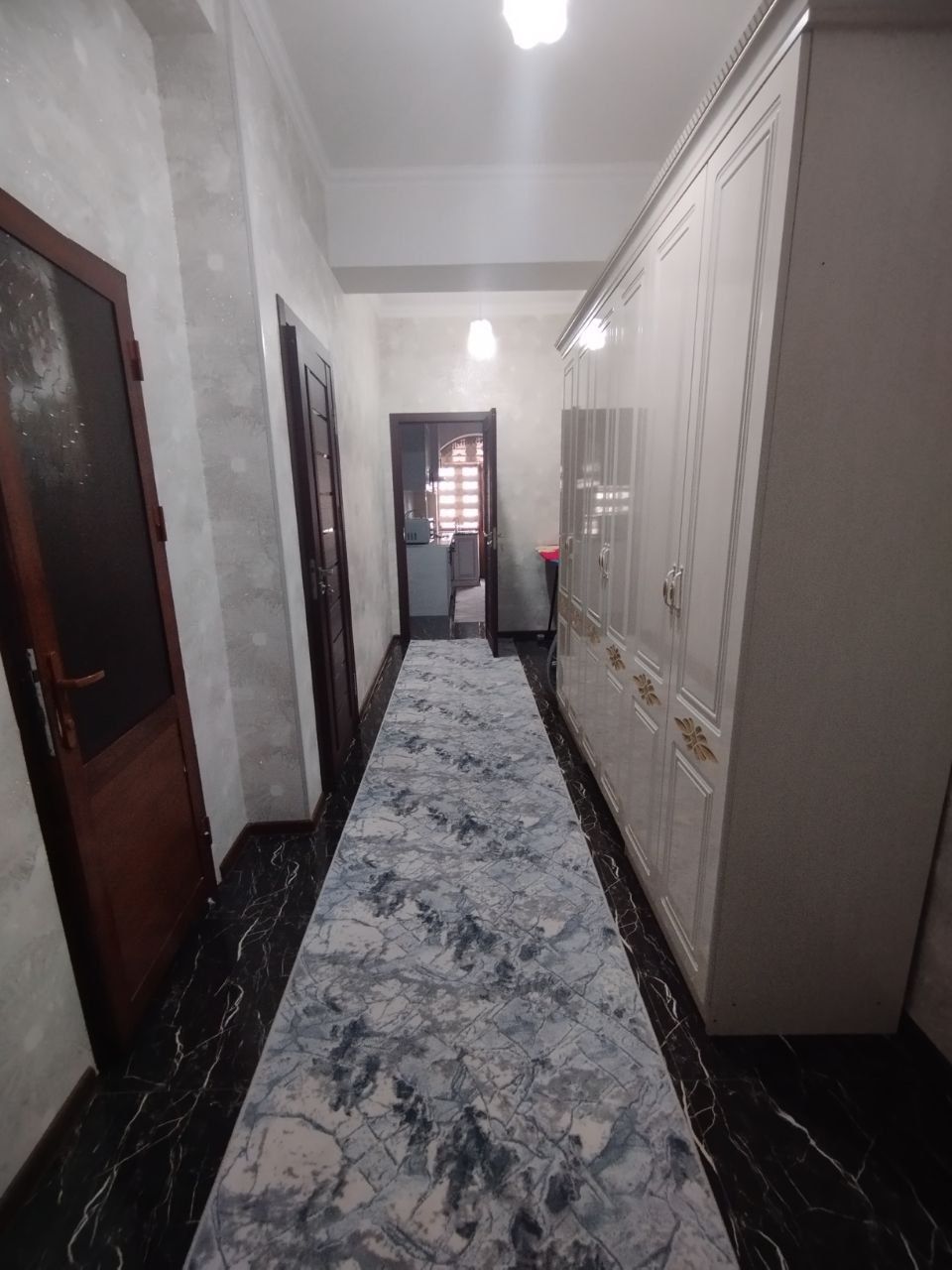 Квартира ижарага берилади