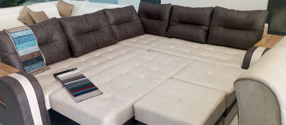 Диван с моющим материаллом