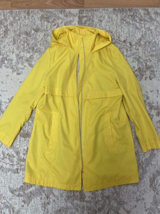 Плащ женский( хорошее состояние)