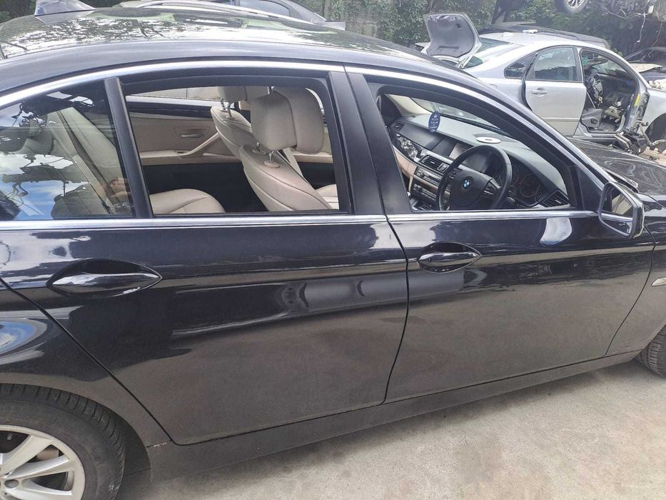 Dezmembrez BMW F10 2.0 D 184 CP an 2011 cod motor N47