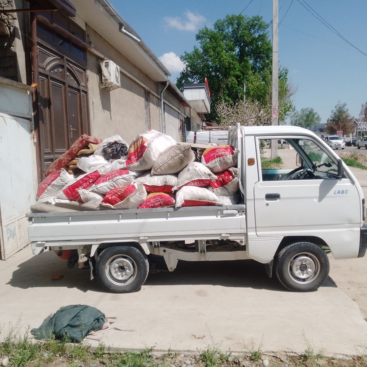 Вывоз МУСОР  строй МУСОР 24 часа дешевле забираем