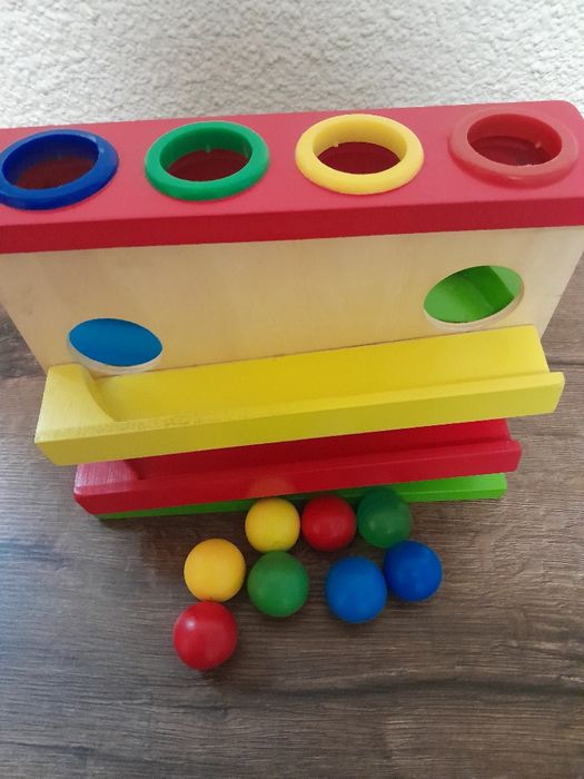 Забавна дървена играчка