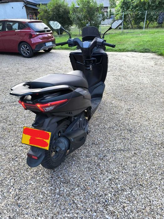 Scuter Aprilia SXR 50 2021
