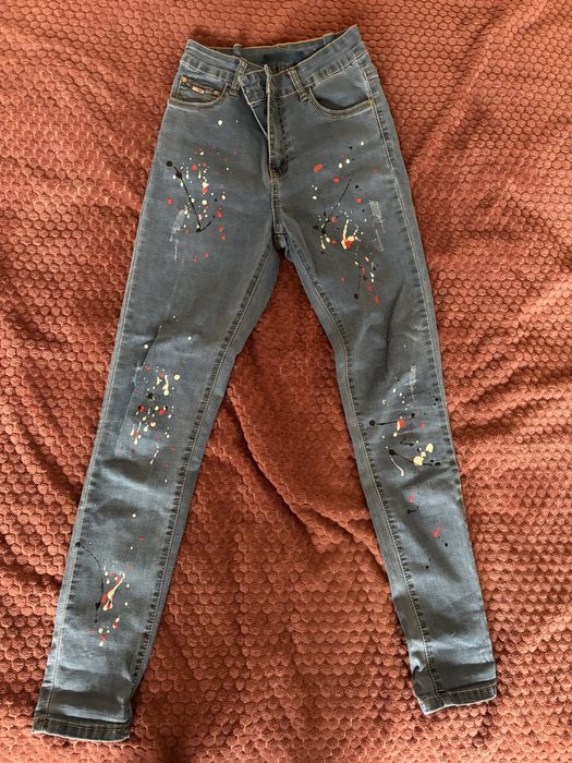 Дамски дънки.