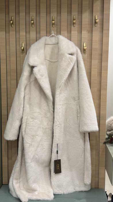 Новая Эко шубка с этикеткой