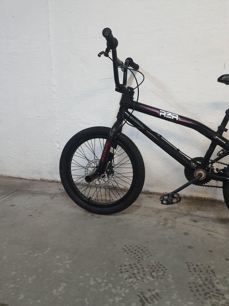 De vânzare bicicleta BMX Freestyle