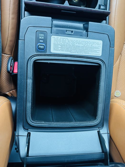 Продаётся лексус Lx460