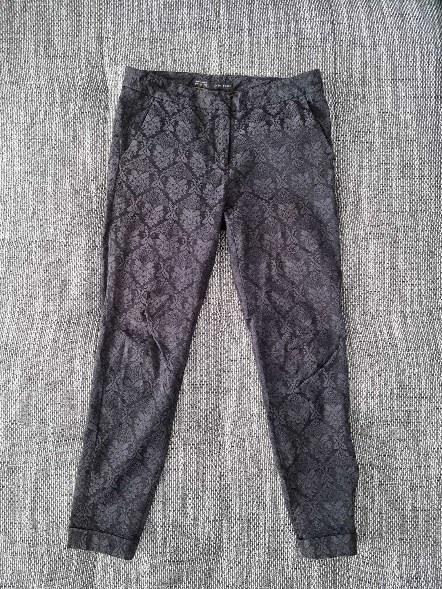 Vand pantaloni Zara