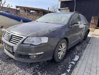 Dezmembrez Passat B6 1.9 TDI BLS fara rugina