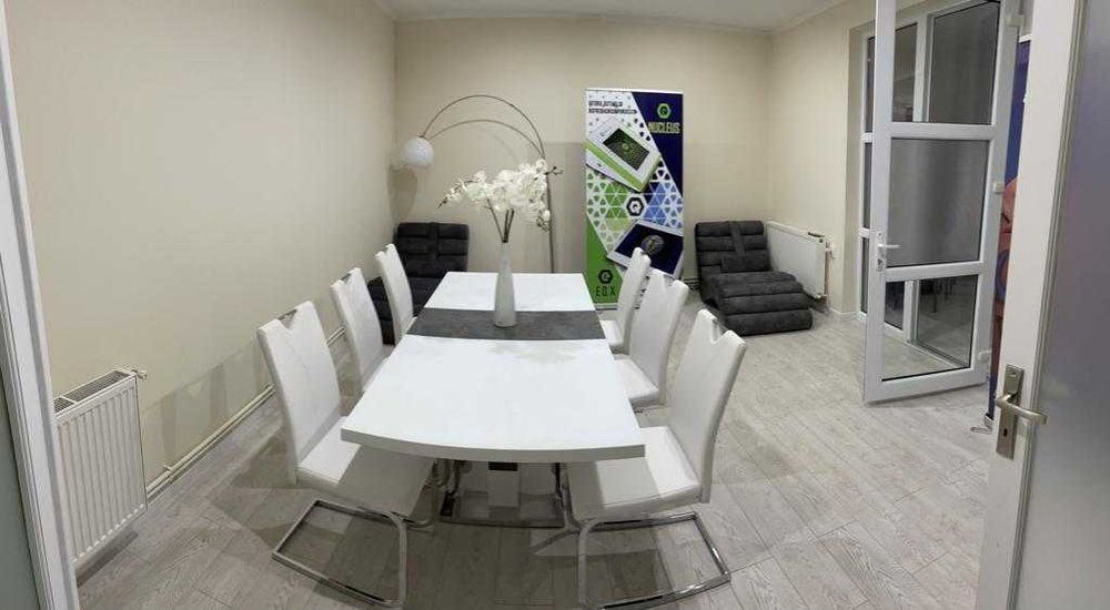 Oportunitate!! De vanzare o casa 5 camere central  zona Nymphea.