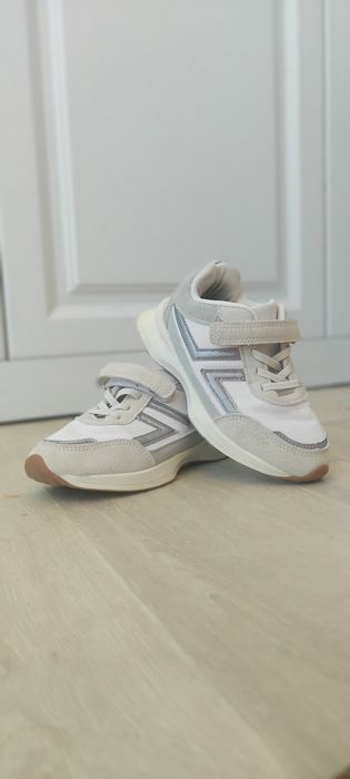 Детский кроссовки