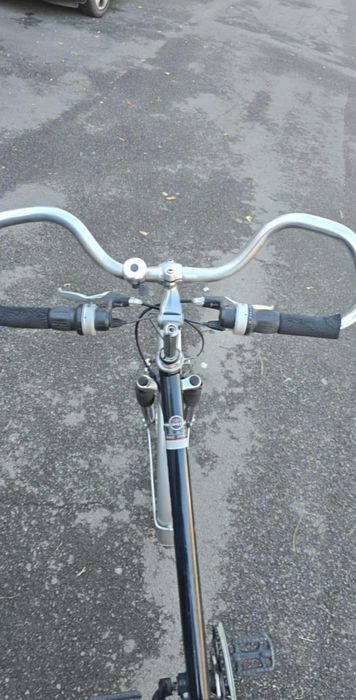 Bicicleta nemțească impecabila roti 28" 3 foi 7 pinioane shimano full