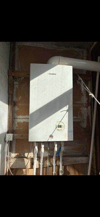 4 Микрорайон Продаётся 1 комнатная квартира на 2 этаже в кирпичном дом