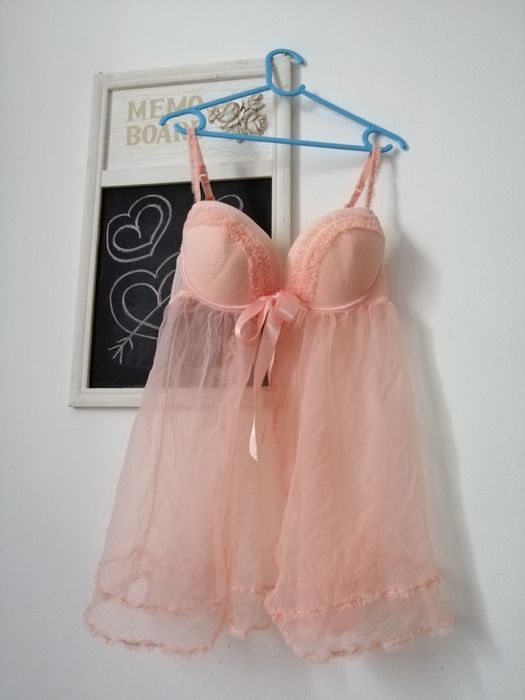 Lenjerie sexy de noapte roz pudrat No Secret marimea S cupa  90 B