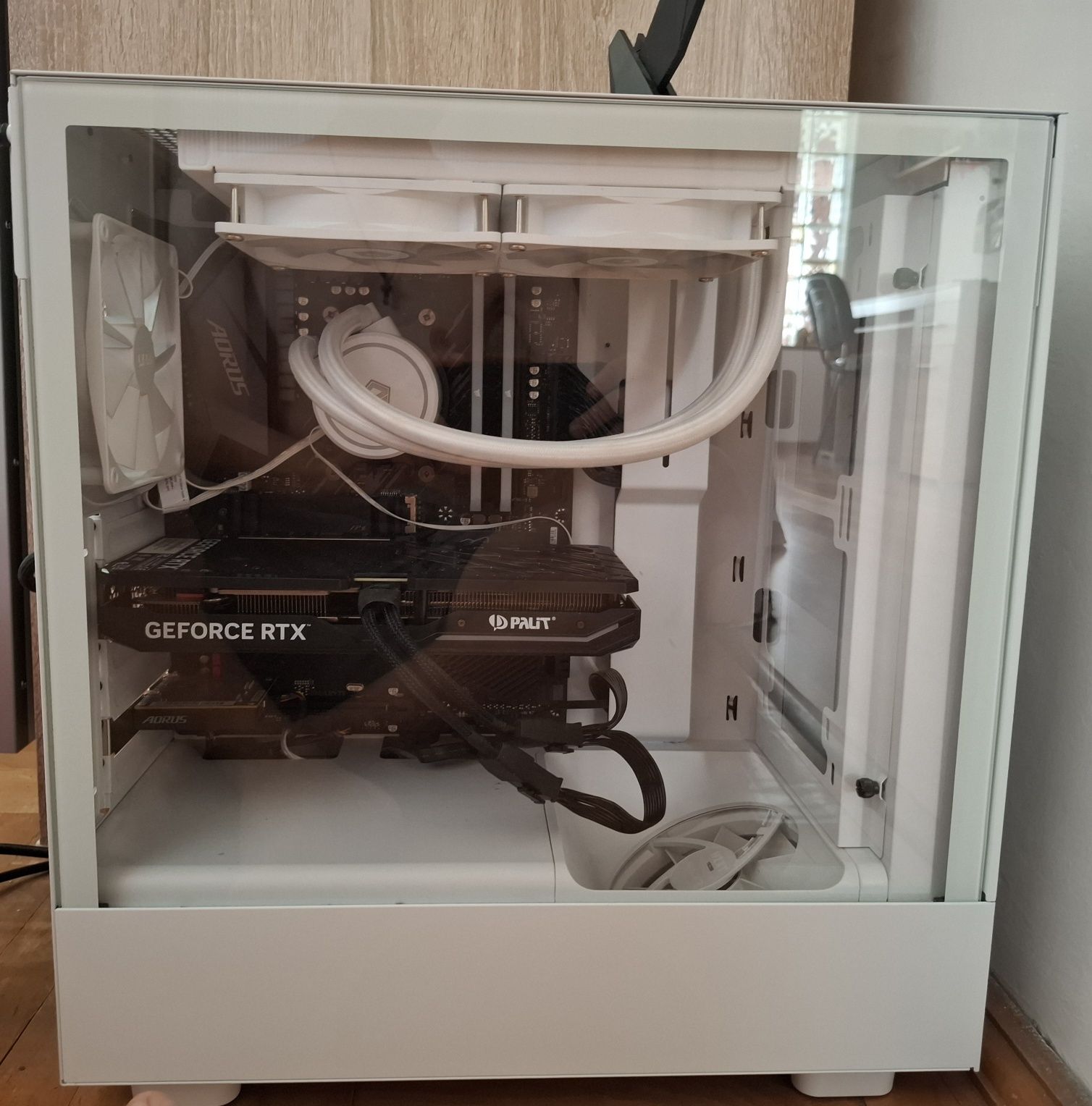 „PC Gaming High-End | RTX 4070 Super, racire lichida| 32GB RAM |