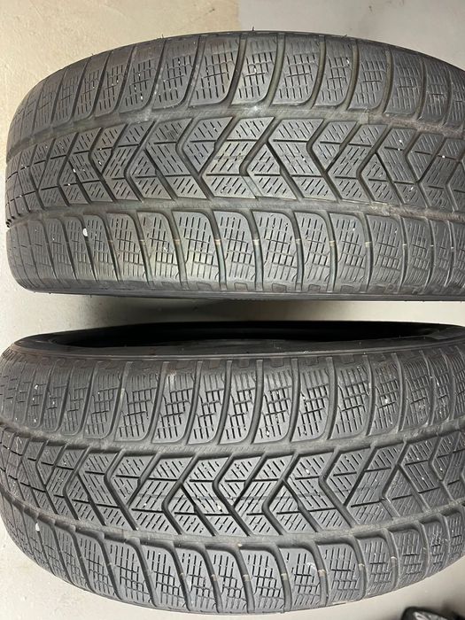 255/50/18 зимни гуми