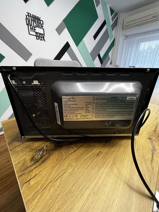 Cuptor cu microunde Myria