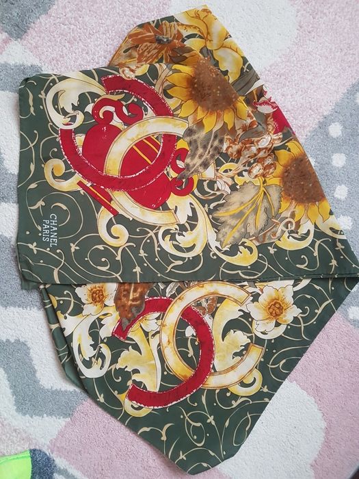 Esarfa Chanel din matase