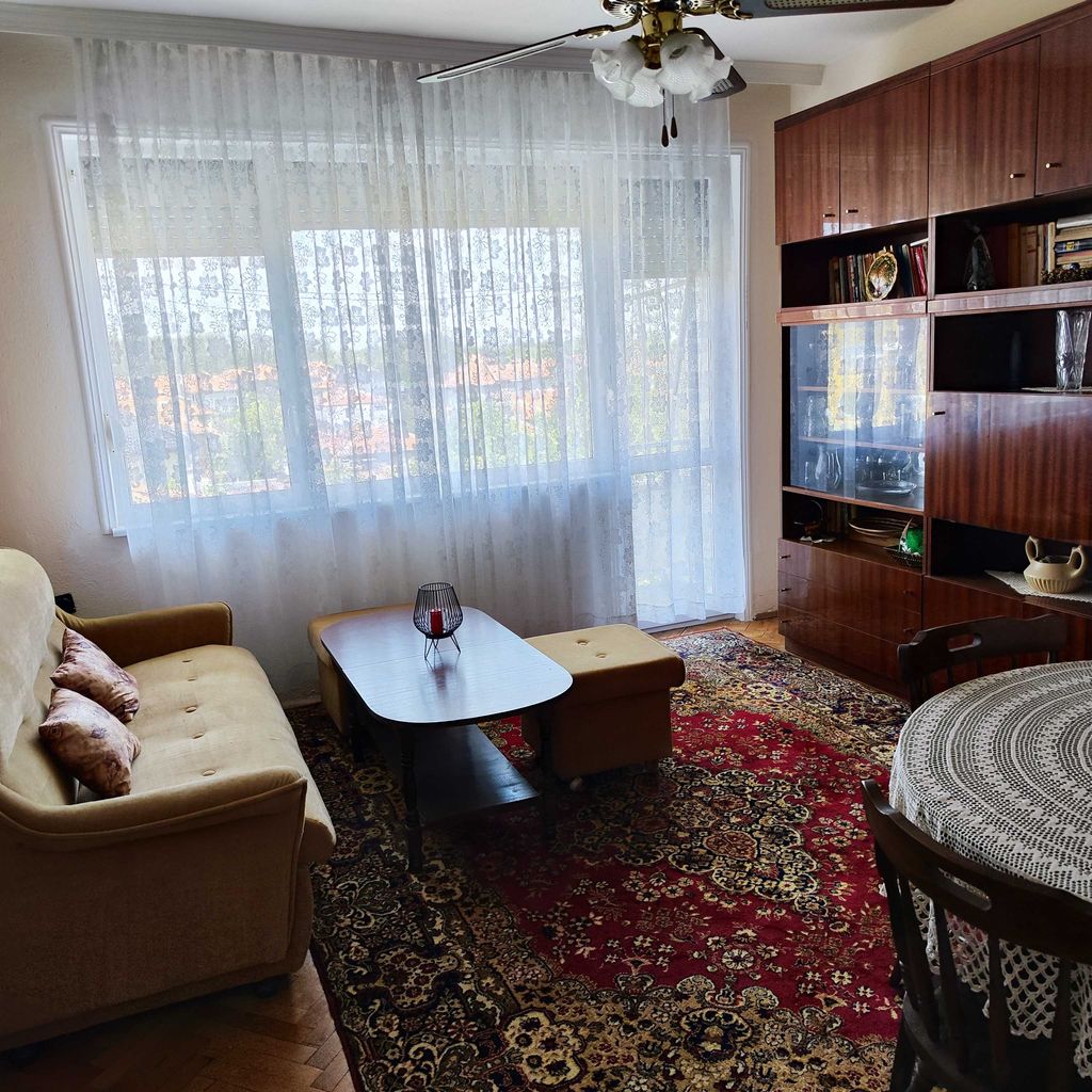 Продава се Тристаен апартамент в Нова Загора - 112 кв.м за 670 €/кв.м - Снимка #3